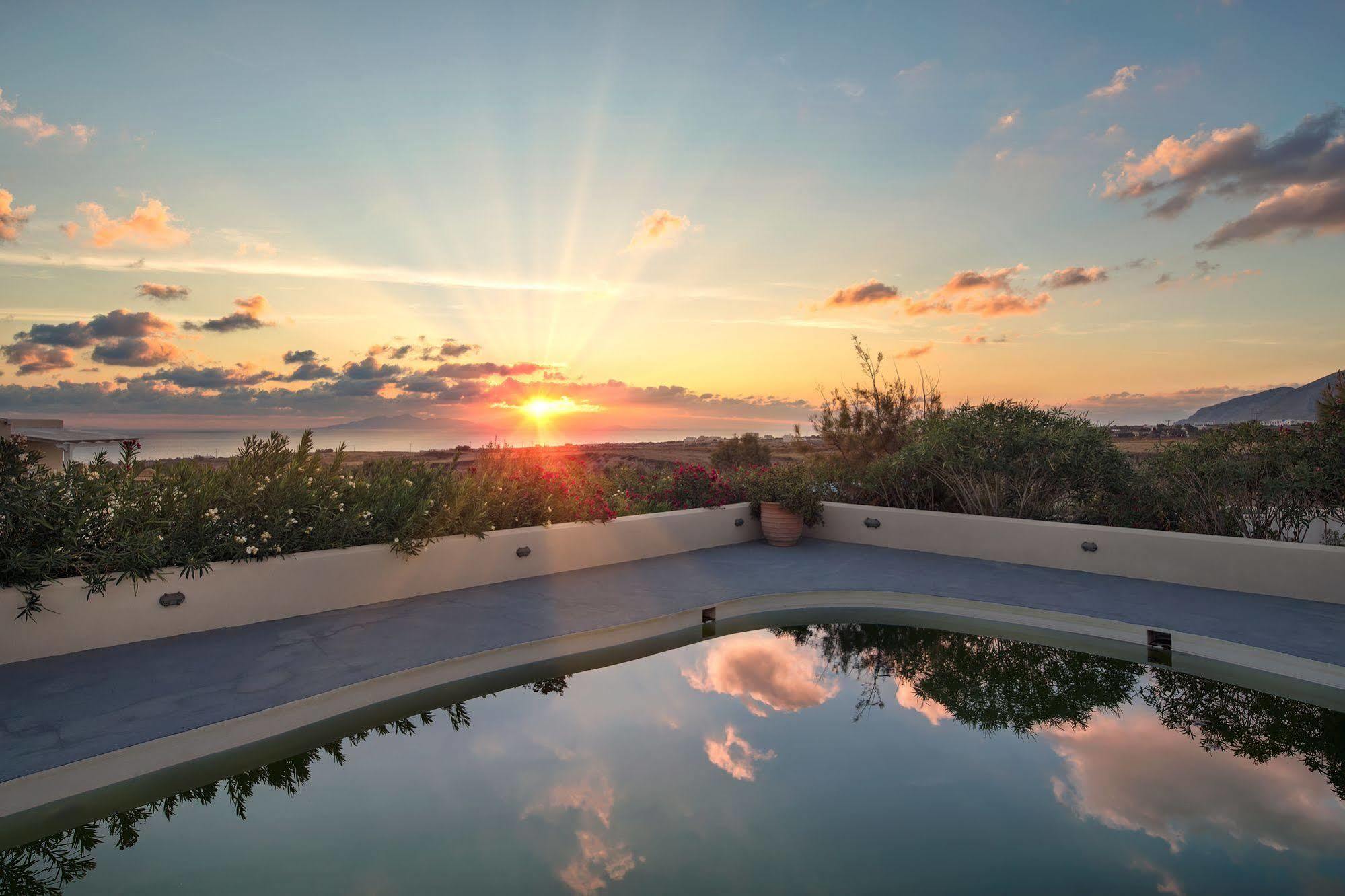 Sienna Eco Resort 산토리니 외부 사진